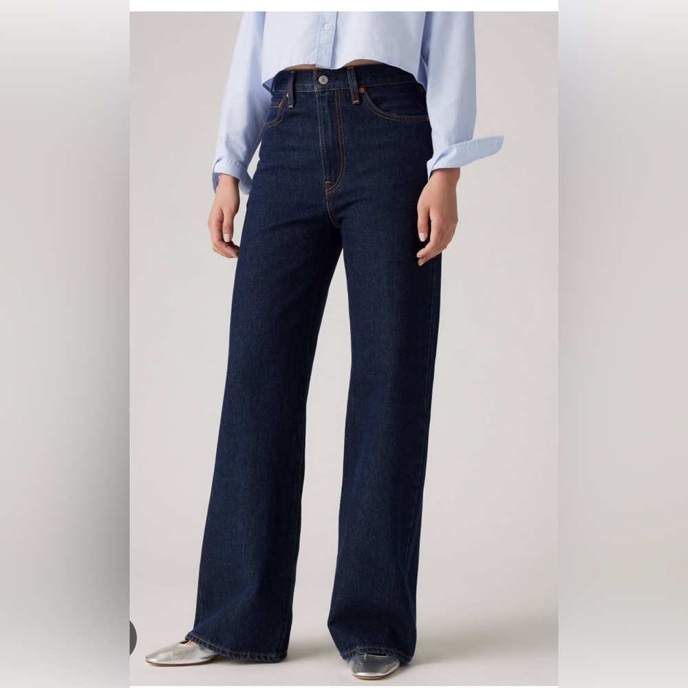 Levi ribcage dark jeans